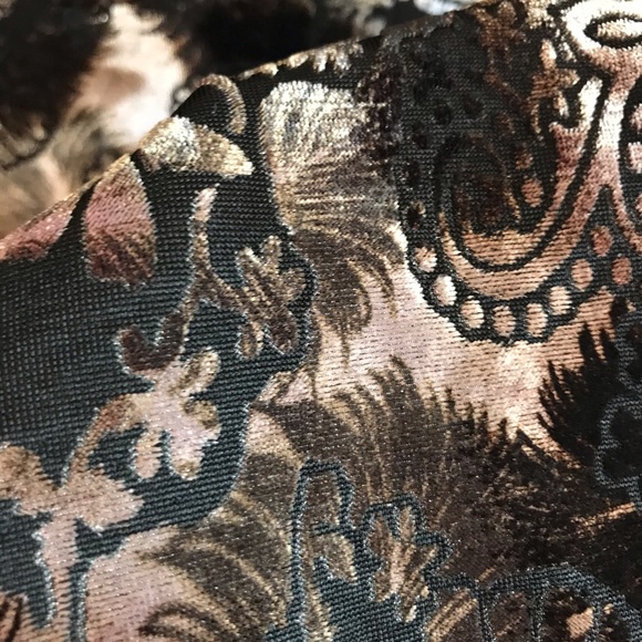 #162)🖤NEW🖤Avenue- Lovely blouse/tunic! - Picture 3 of 8